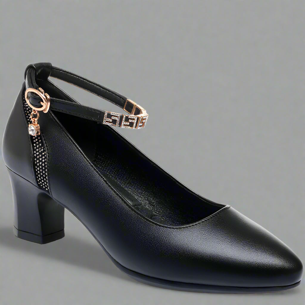 Lovaé™ | Pumps i premium laklæder til din kontorstil