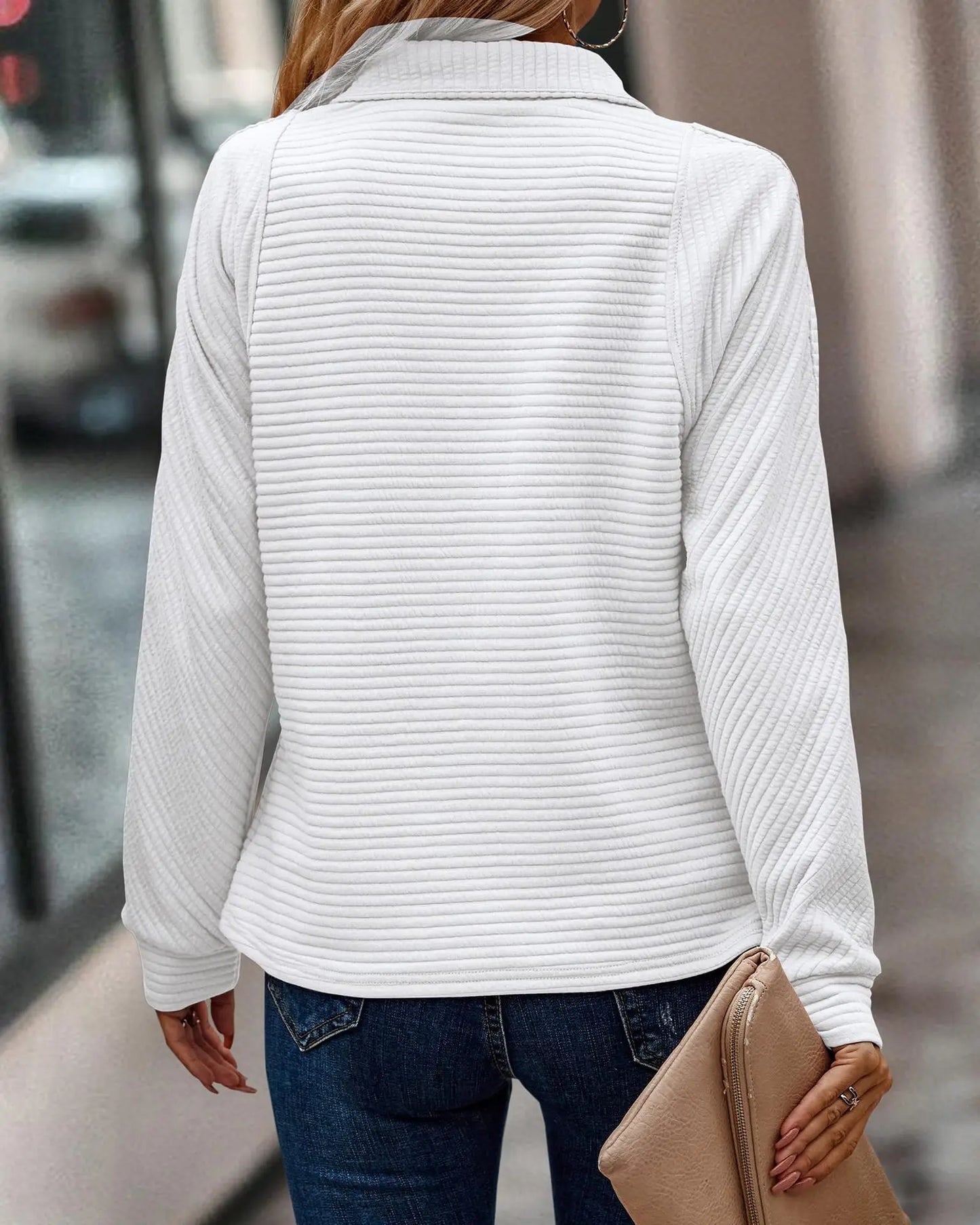 Lovaé™ | Stilfuld Ribbet Pullover med Kvarte Lynlås