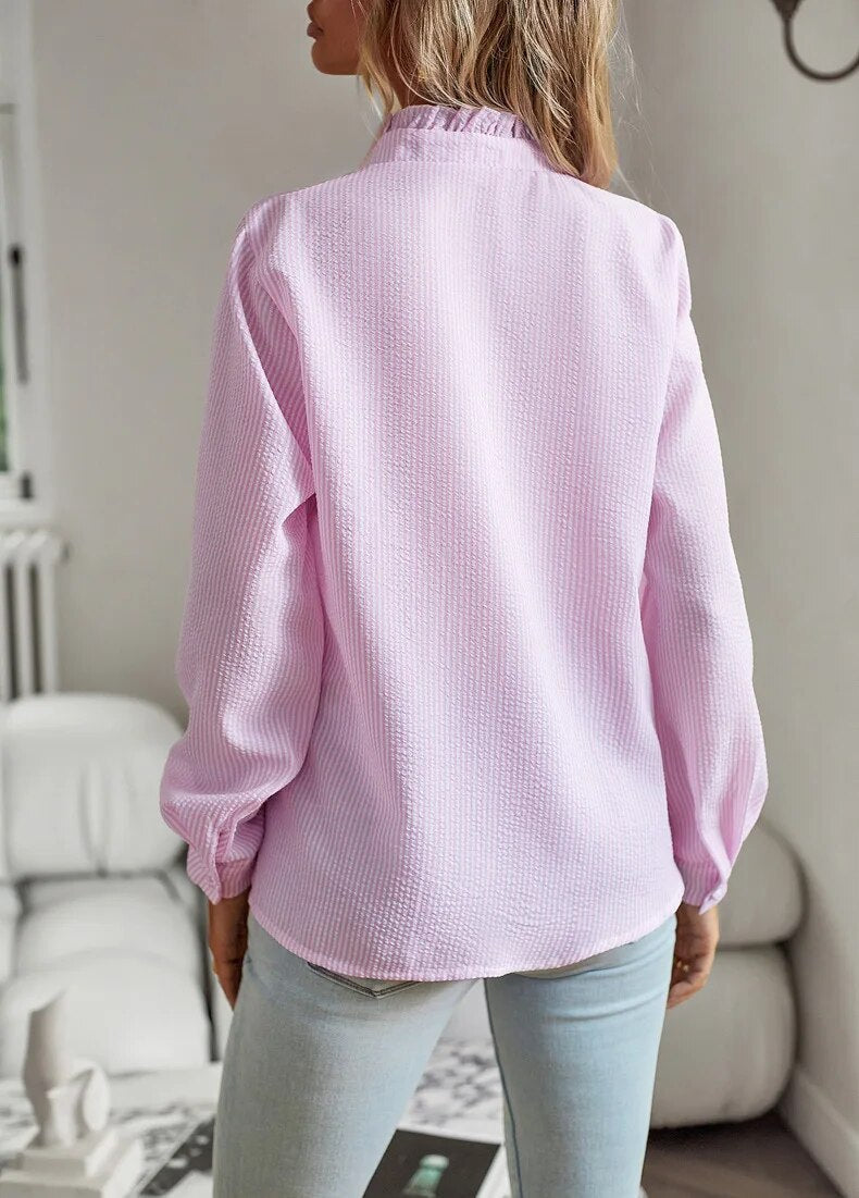 Lovaé™ | Stilfuld Flæset Knapbluse