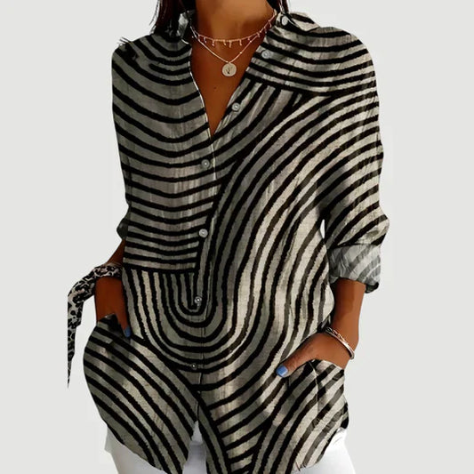 Lovaé™ | Bluse med farverigt design